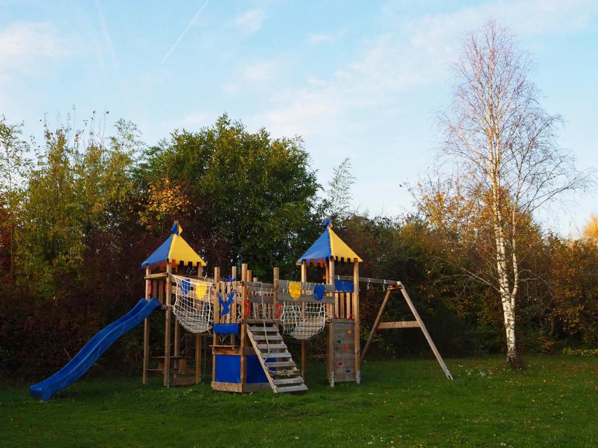 Bed and Breakfast La Demeure D'Othe Sormery Екстер'єр фото