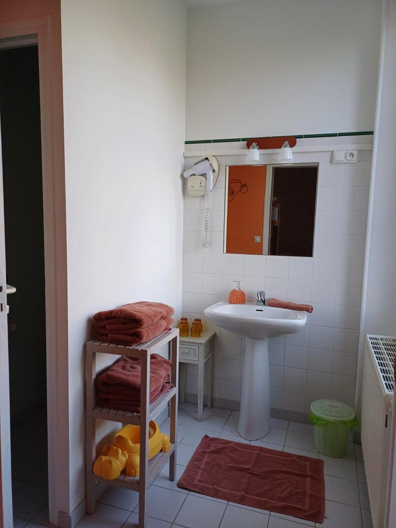 Bed and Breakfast La Demeure D'Othe Sormery Екстер'єр фото