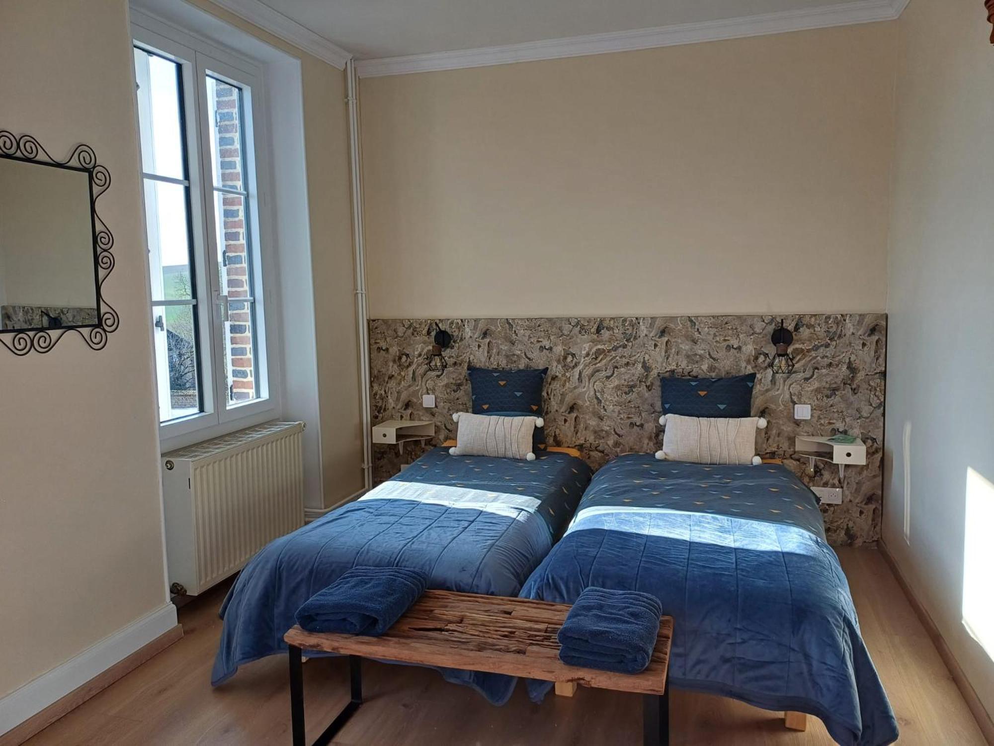 Bed and Breakfast La Demeure D'Othe Sormery Екстер'єр фото